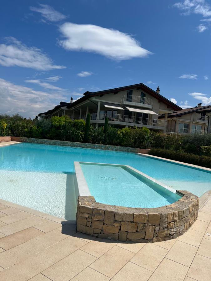 Apartament Casa Della Regina Sirmione Zewnętrze zdjęcie