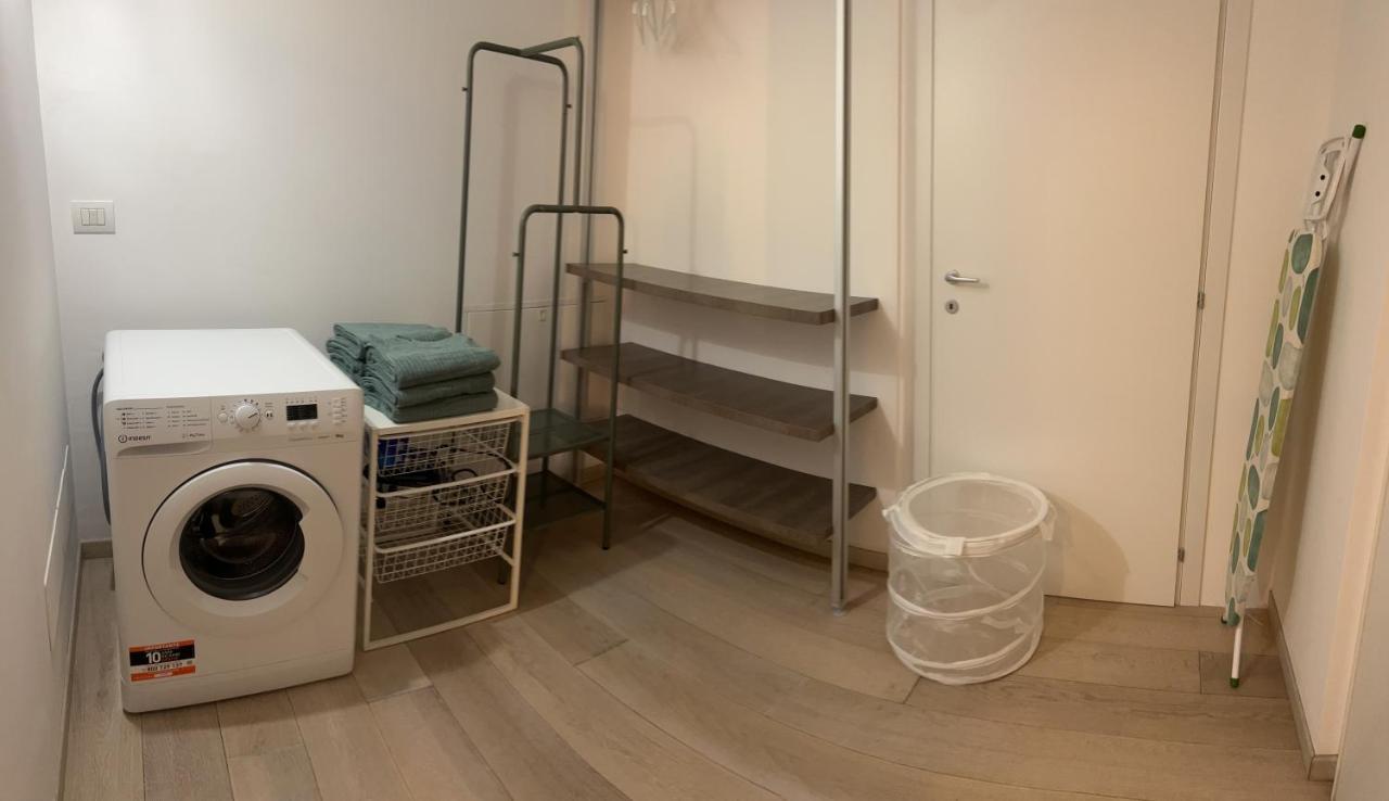 Apartament Casa Della Regina Sirmione Zewnętrze zdjęcie