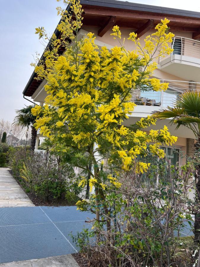 Apartament Casa Della Regina Sirmione Zewnętrze zdjęcie