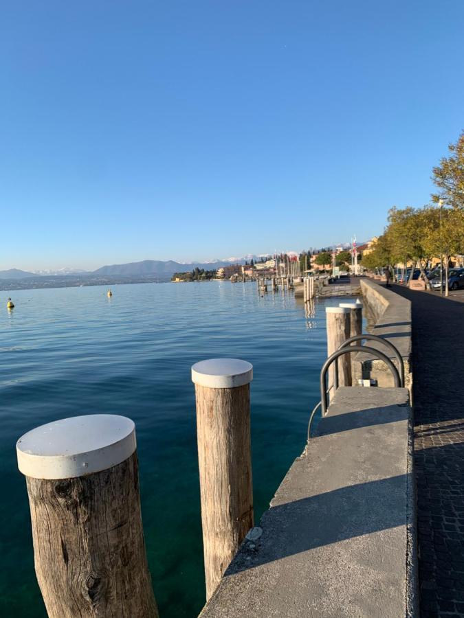 Apartament Casa Della Regina Sirmione Zewnętrze zdjęcie