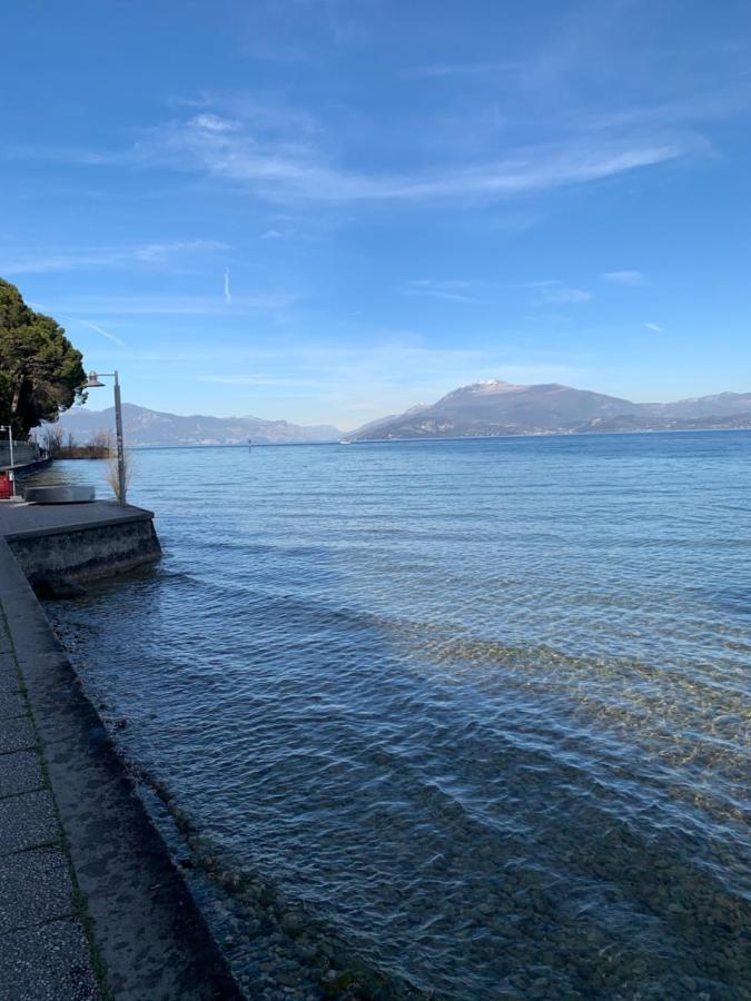 Apartament Casa Della Regina Sirmione Zewnętrze zdjęcie